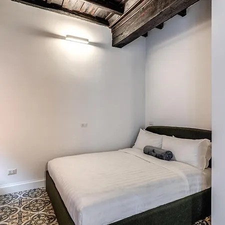 Trastevere Quite Small Loft Apartmán *